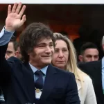 Javier Milei llegó a Perú: participará de la asunción de Keiko Fujimori