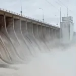 ​[Video] Alerta: El Dique Frontal abrió sus 20 vertederos