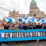 La CGT marchará hoy a la Plaza de Mayo por el Día del Trabajador, entre presiones internas y la amenaza de otro paro general