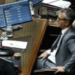 Jaldo y Sáenz le dieron el quórum a Milei para cortar los subsidios al gas en zonas frías