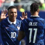 Francia se activó en el segundo tiempo y venció a Senegal
