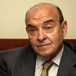 Domingo Cavallo insiste en la necesidad de la liberalización total del cepo