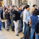 ​El desempleo se mantuvo en 7,8% en el primer trimestre, pero crecieron con fuerza la informalidad laboral y la subocupación