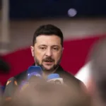 Zelenski conversa con enviados de Trump en medio de ataques contra Rusia
