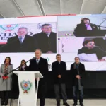 El gobernador Elías Suárez inauguró simultáneamente tres escuelas en el departamento Banda