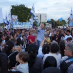 Mirolo cerró campaña con multitudinario acto en el centro bandeño