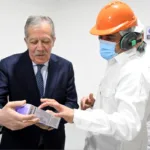 El gobernador Elías Suárez participó de la inauguración de la nueva planta industrial de Labofarma S.A. en La Banda