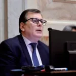 El senador Gerardo Zamora pidió dejar atrás la confrontación política y advirtió sobre el impacto del proyecto de propiedad privada