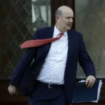 Tras la derrota parlamentaria, el Gobierno «congela» la agenda de Sturzenegger y acorta su margen político