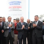 El gobernador Elías Suárez inauguró un acueducto y viviendas sociales
