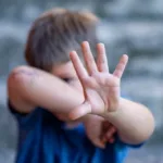 Familias Protectoras conmemora el Día del Sobreviviente de Abuso Sexual en el Patio del Indio Froilán