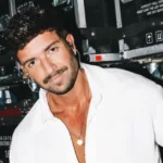 Pablo Alborán fue diagnosticado con neumonía grave y canceló su show en España