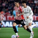 En un emocionante final, Estudiantes venció a Corinthians y jugará las semifinales de la Libertadores