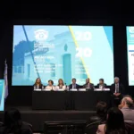 [Audio] Oftalmólogo advirtió sobre el avance de la miopía y cuestionó la venta de anteojos sin receta