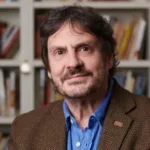 Felipe Pigna presenta su libro “76” en la 16ª Feria Internacional del Libro de Santiago del Estero