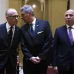 Interna en la Corte: Rosatti y Lorenzetti repusieron la medida cautelar por la Ley de Tierras tras frenar la postura de Rosenkrantz